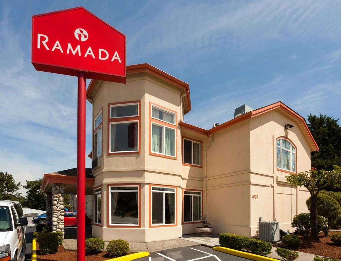 Ramada Limited Airport 2*