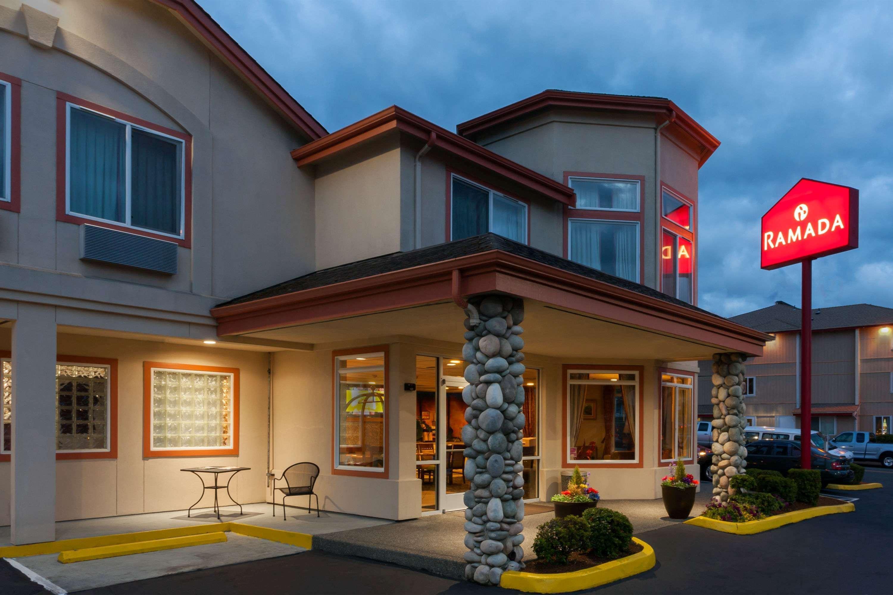 Hotel Ramada Limited Airport 2*