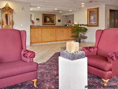 Ramada Limited Airport Hotel 2*