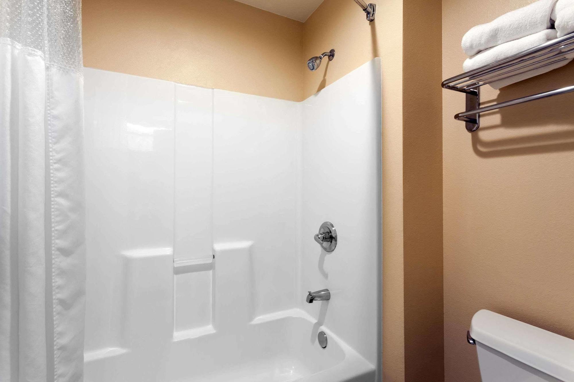 Ramada Limited Airport Tukwila